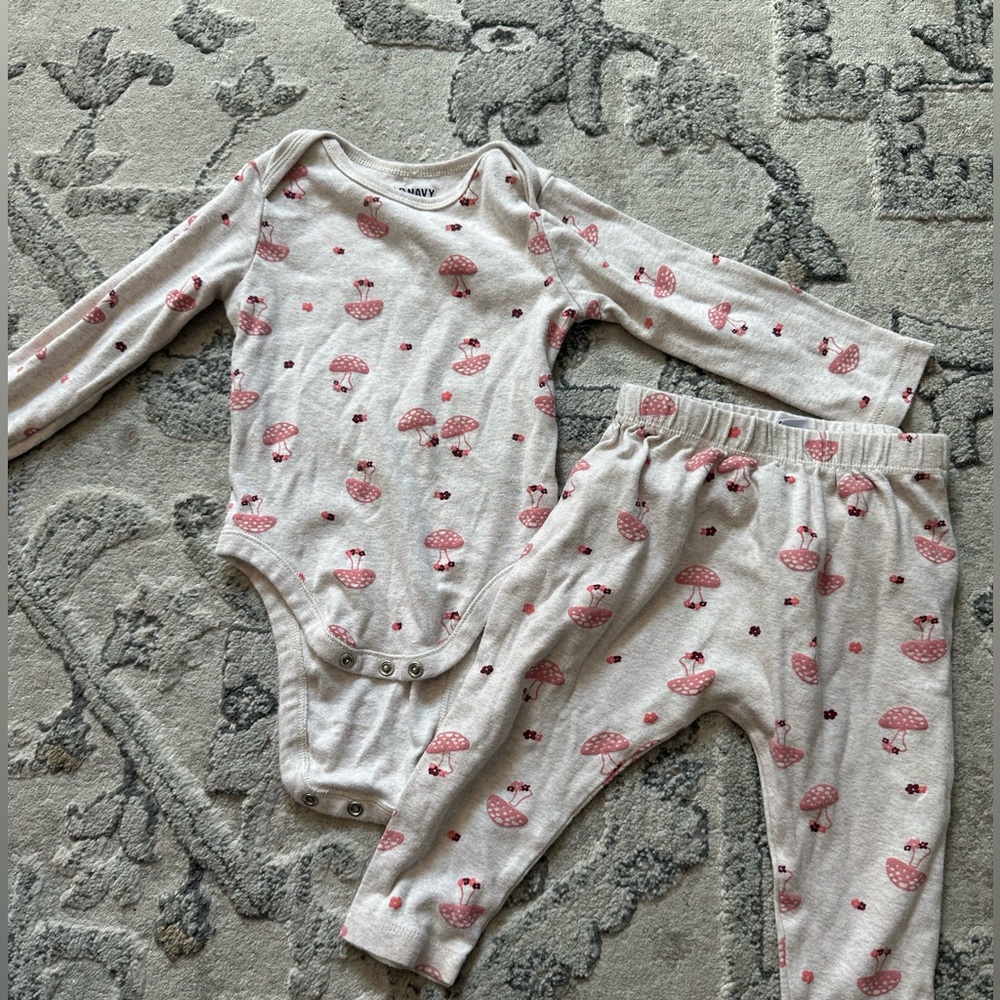 Mushroom matching outfit old navy